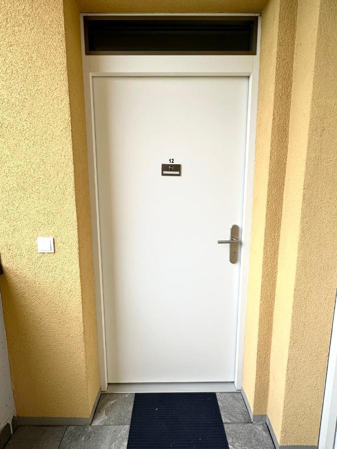 Living Kalsdorf - Selfcheckin Apartment Карлсдорф бей Грац Екстериор снимка